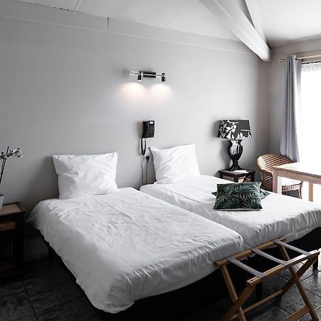 Hotel Pacific Weelde ภายนอก รูปภาพ